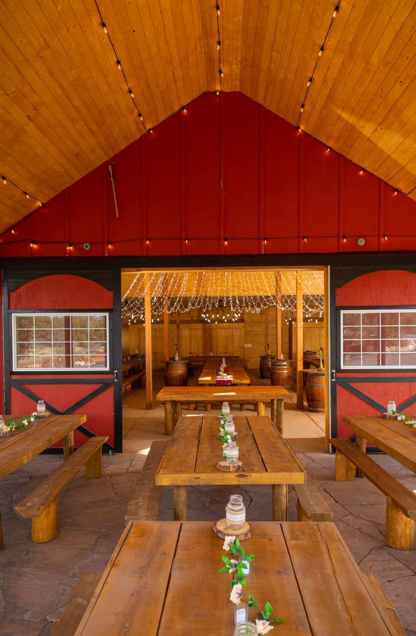 Barn-BanquetHall-BlameHerRanch©GabriellaMarksPhoto-10